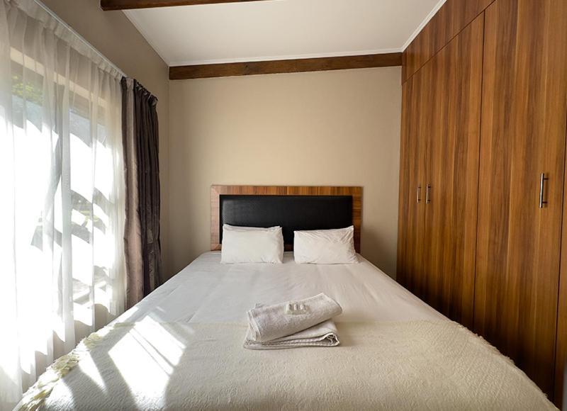 Manor Hills Guest 3*