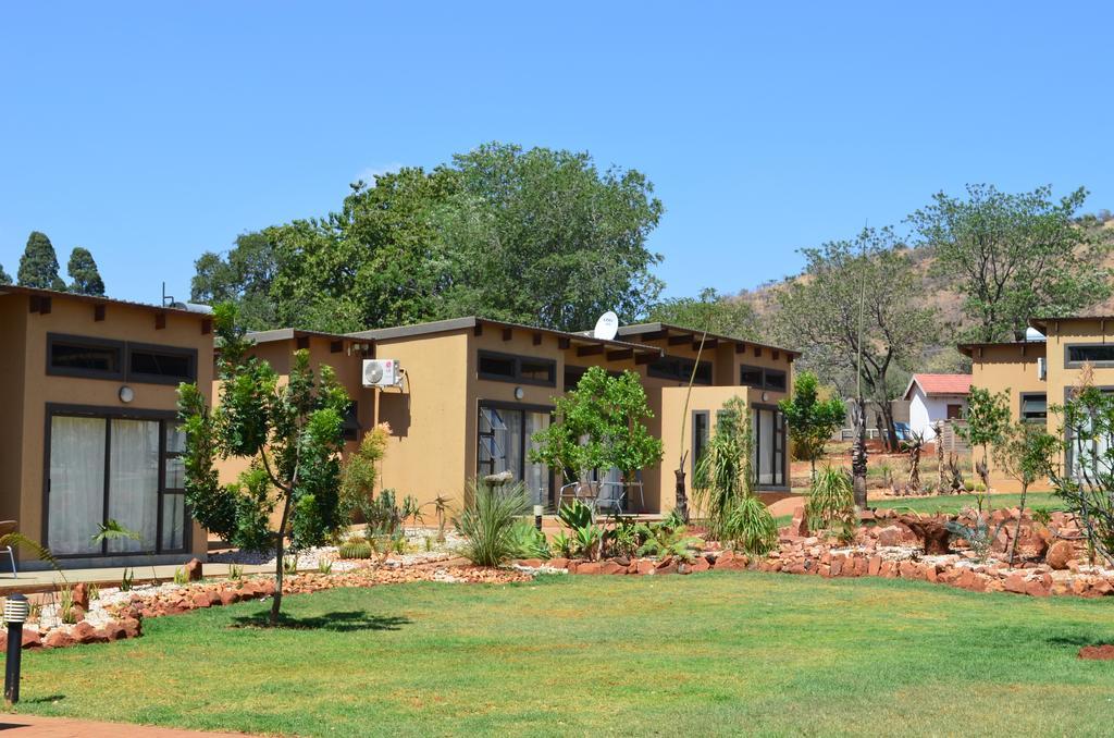 Manor Hills Guest 3*